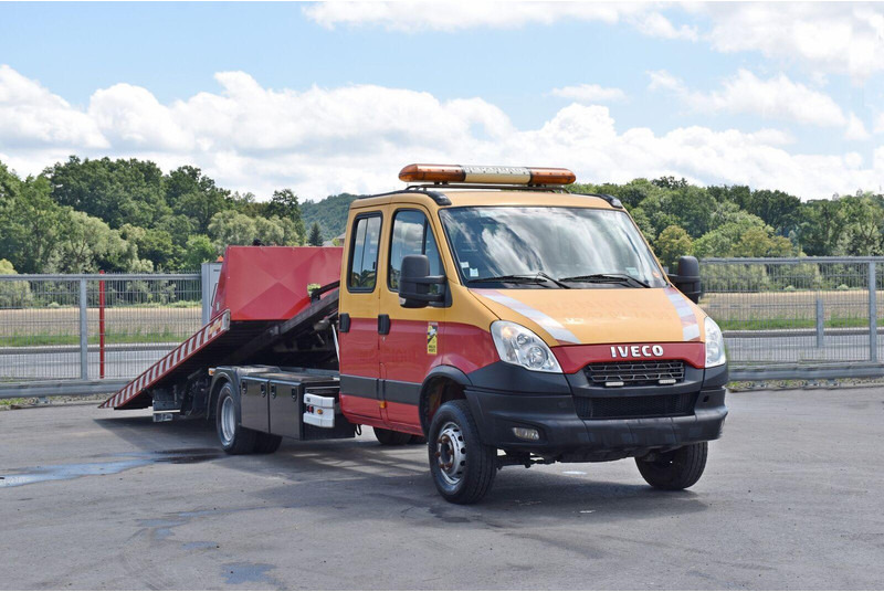 Iveco DAILY 70C17 - Tow truck: picture 1 Iveco DAILY 70C17 - Tow truck: picture 1