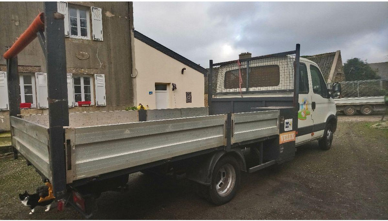 Iveco Daily 35C15 Doka flatbed - Open body delivery van: picture 2 Iveco Daily 35C15 Doka flatbed - Open body delivery van: picture 2