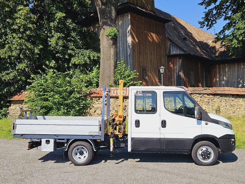 Iveco Daily 35c-15 Doka flatbed + crane Effer - Open body delivery van, Combi van: picture 5 Iveco Daily 35c-15 Doka flatbed + crane Effer - Open body delivery van, Combi van: picture 5