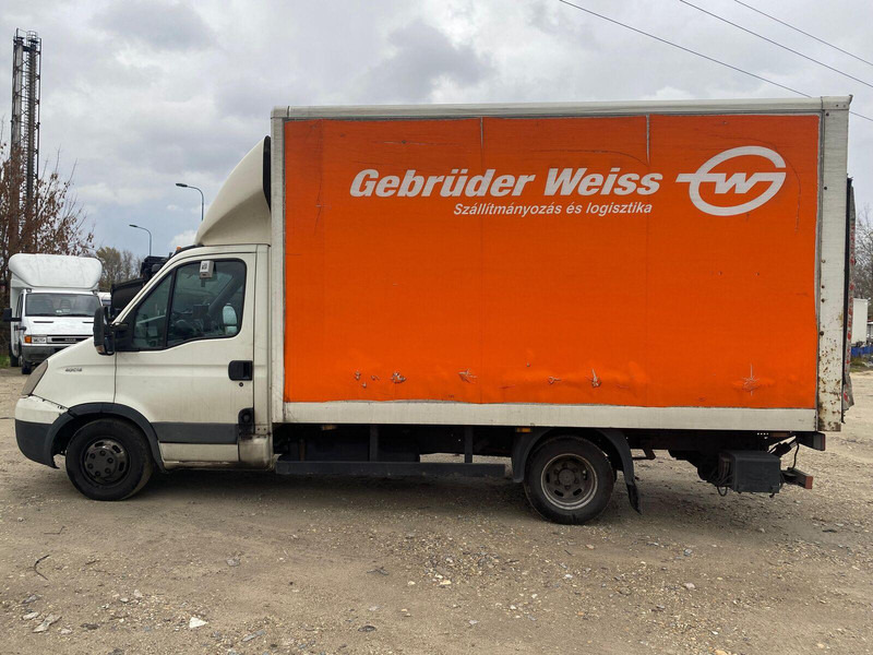 Iveco Daily 40 C 15 - Koffer + DHollandia LBW - Closed box van: picture 5 Iveco Daily 40 C 15 - Koffer + DHollandia LBW - Closed box van: picture 5