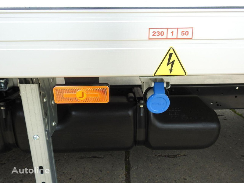 Refrigerated delivery van Iveco Daily: picture 14