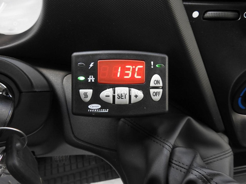 Refrigerated delivery van Iveco Daily: picture 20