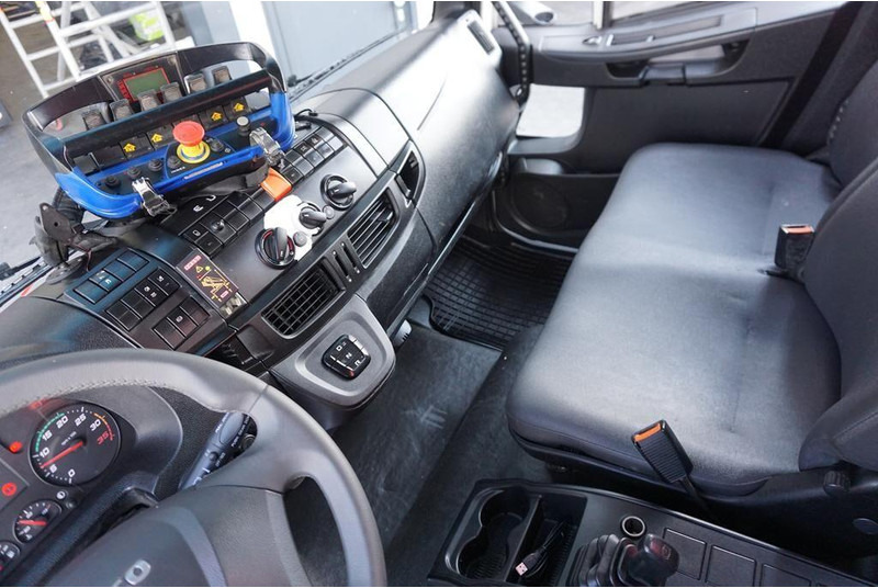 Dropside/ Flatbed truck, Crane truck Iveco EUROCARGO / 160-21 / SKRZYNIOWY + HDS / FASSI F110 / ROTATOR / P: picture 14