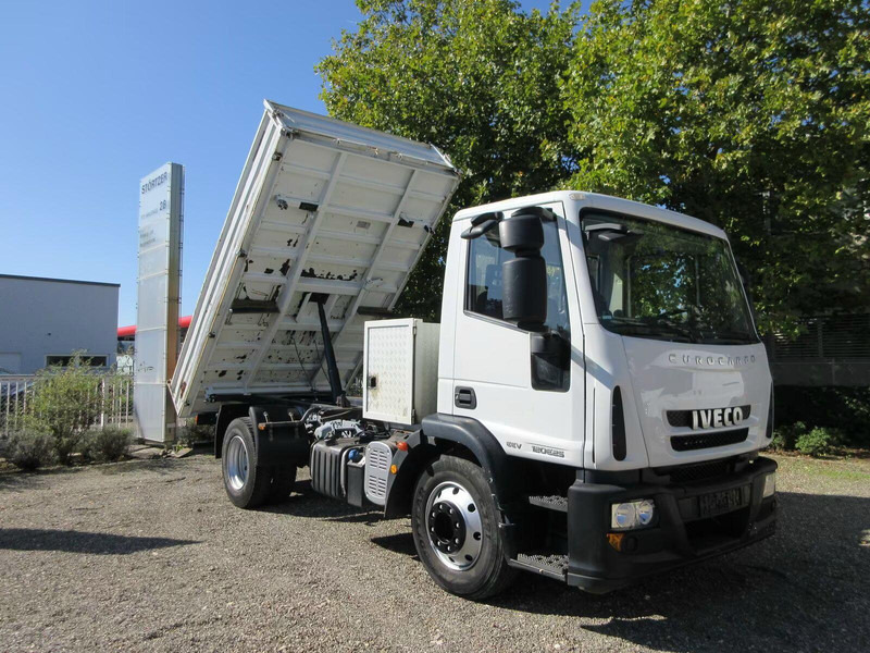 Iveco Eurocargo 120E25 - 3 way tipper - Tipper: picture 2 Iveco Eurocargo 120E25 - 3 way tipper - Tipper: picture 2