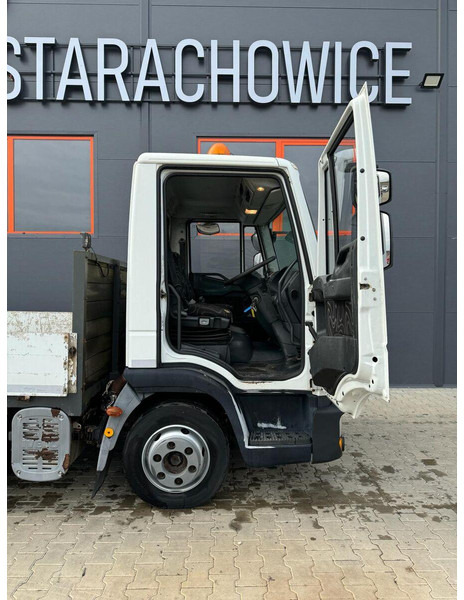 Tow truck Iveco Eurocargo 75E16: picture 9