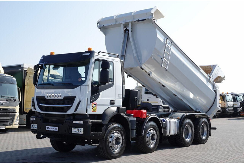 Iveco STRALIS X-WAY 480 / 8x4 / WYWROTKA TYLNOZSYP + HYDROKLAPA / OPON - Tipper: picture 1 Iveco STRALIS X-WAY 480 / 8x4 / WYWROTKA TYLNOZSYP + HYDROKLAPA / OPON - Tipper: picture 1