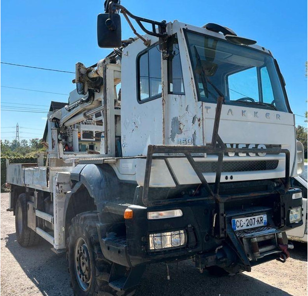 Iveco Trakker 360 - Drilling crane truck 4x4 - Drilling machine: picture 2 Iveco Trakker 360 - Drilling crane truck 4x4 - Drilling machine: picture 2