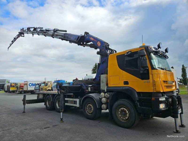 Iveco Trakker 410 - Dropside/ Flatbed truck, Crane truck: picture 3 Iveco Trakker 410 - Dropside/ Flatbed truck, Crane truck: picture 3