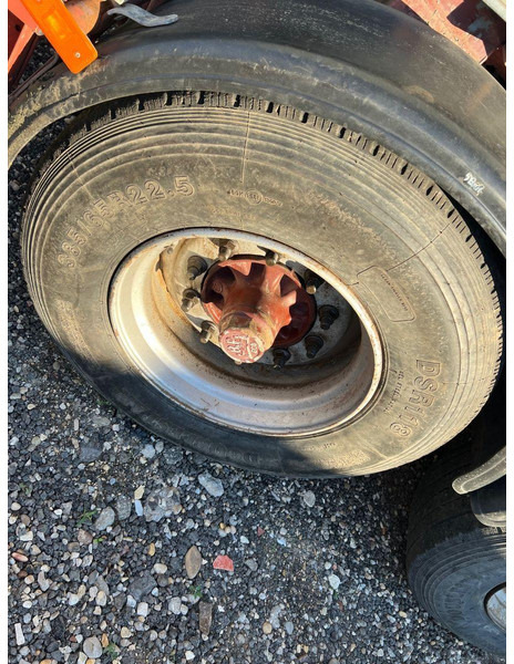 Kaiser FEM-KER - Tanker semi-trailer: picture 5 Kaiser FEM-KER - Tanker semi-trailer: picture 5