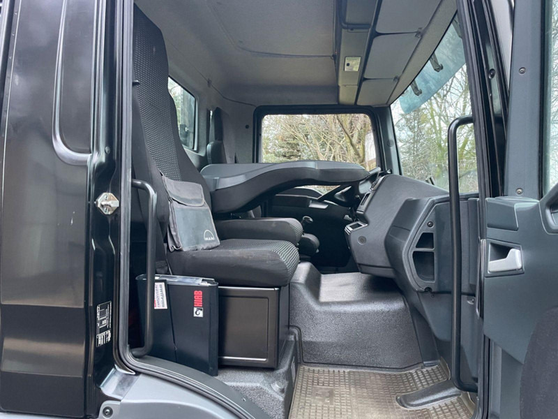 MAN TGM 15.250 Hoof lift + Crane - Hook lift truck, Crane truck: picture 5 MAN TGM 15.250 Hoof lift + Crane - Hook lift truck, Crane truck: picture 5