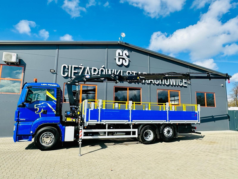 MAN TGS 26.360 - Dropside/ Flatbed truck, Crane truck: picture 3 MAN TGS 26.360 - Dropside/ Flatbed truck, Crane truck: picture 3