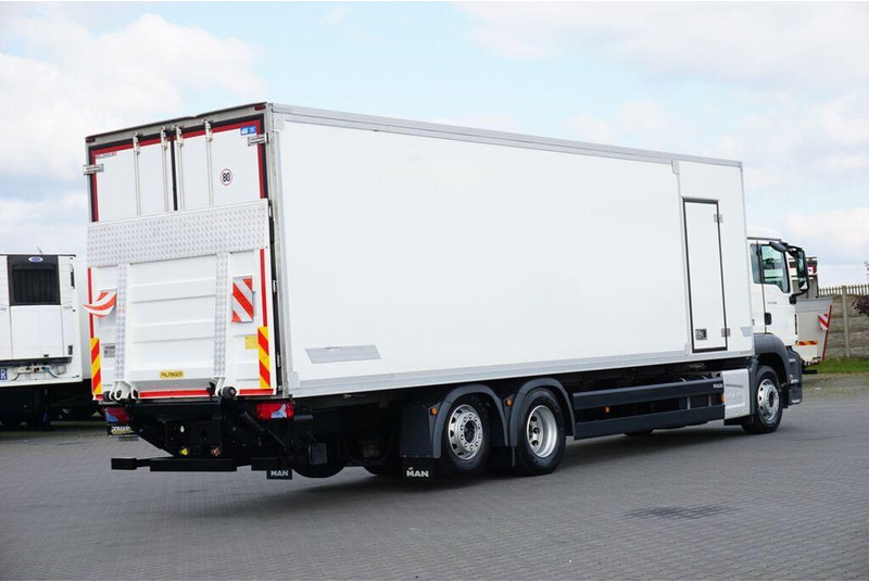 MAN TGS / 26.360 / EURO 6 / CHŁODNIA + WINDA / 23 PALETY - Refrigerator truck: picture 5 MAN TGS / 26.360 / EURO 6 / CHŁODNIA + WINDA / 23 PALETY - Refrigerator truck: picture 5