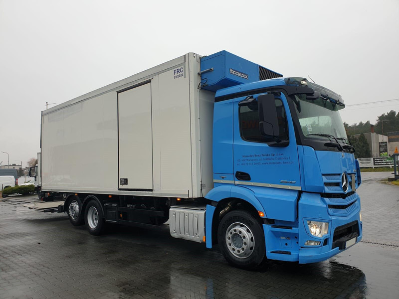 Mercedes-Benz ANTOS 2540 REFRIGERATOR + LIFT + SIDE DOOR - Refrigerator truck: picture 5 Mercedes-Benz ANTOS 2540 REFRIGERATOR + LIFT + SIDE DOOR - Refrigerator truck: picture 5