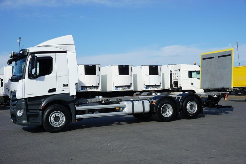 Mercedes-Benz ANTOS / 2545 / ACC / E 6 / BDF + WINDA / 7.15 , 7.45, 7.82 M / O - Cab chassis truck: picture 3 Mercedes-Benz ANTOS / 2545 / ACC / E 6 / BDF + WINDA / 7.15 , 7.45, 7.82 M / O - Cab chassis truck: picture 3