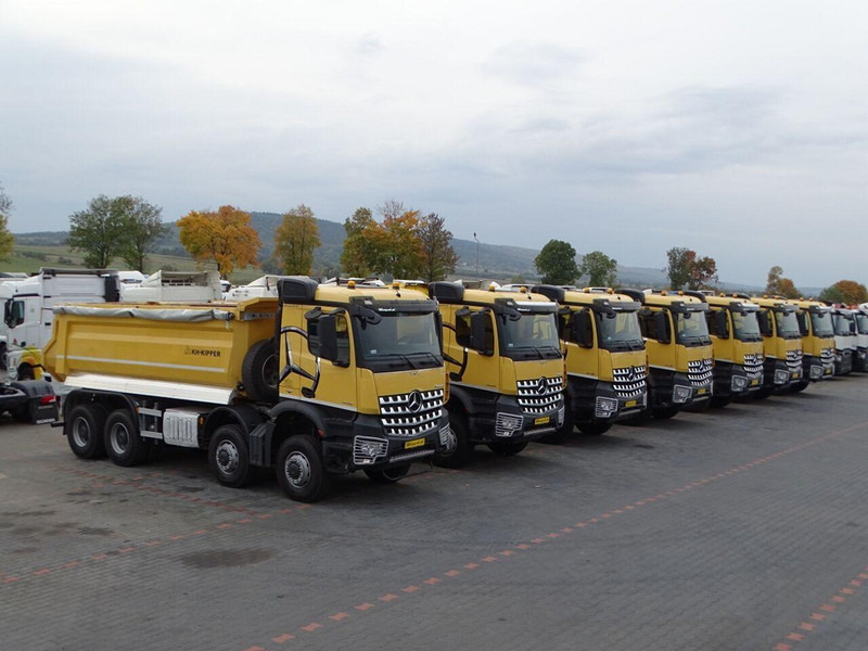 Mercedes-Benz AROCS 4145 / 8x8 / WYWROTKA TYLNOZSYPOWA / KH KIPPER / EURO 6 - Tipper: picture 4 Mercedes-Benz AROCS 4145 / 8x8 / WYWROTKA TYLNOZSYPOWA / KH KIPPER / EURO 6 - Tipper: picture 4