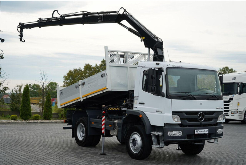 Mercedes-Benz ATEGO 1629 / 4x4 / WYWROTKA + HDS HIAB 111 B-3  / PILOT /  ROTAT - Tipper, Crane truck: picture 1 Mercedes-Benz ATEGO 1629 / 4x4 / WYWROTKA + HDS HIAB 111 B-3  / PILOT /  ROTAT - Tipper, Crane truck: picture 1