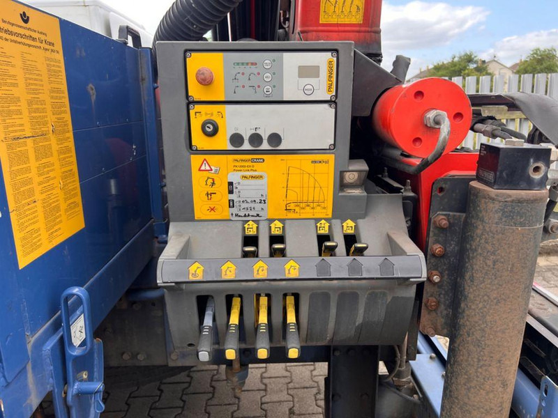 Mercedes-Benz Axor 1829 Palfinger hátsó daru PK 12002 klíma leasing Mercedes-Benz Axor 1829 Palfinger hátsó daru PK 12002 klíma: picture 11 Mercedes-Benz Axor 1829 Palfinger hátsó daru PK 12002 klíma leasing Mercedes-Benz Axor 1829 Palfinger hátsó daru PK 12002 klíma: picture 11