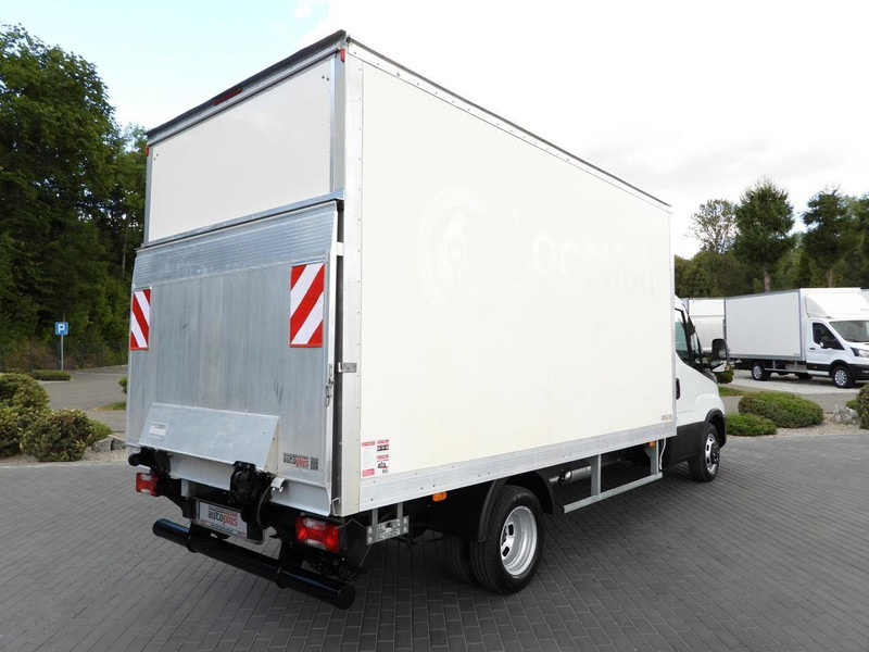 Mercedes-Benz SPRINTER 514 KONTENER WINDA 8 PALET TEMPOMAT BLIŹNIACZE KOŁA KLI - Closed box van: picture 3 Mercedes-Benz SPRINTER 514 KONTENER WINDA 8 PALET TEMPOMAT BLIŹNIACZE KOŁA KLI - Closed box van: picture 3