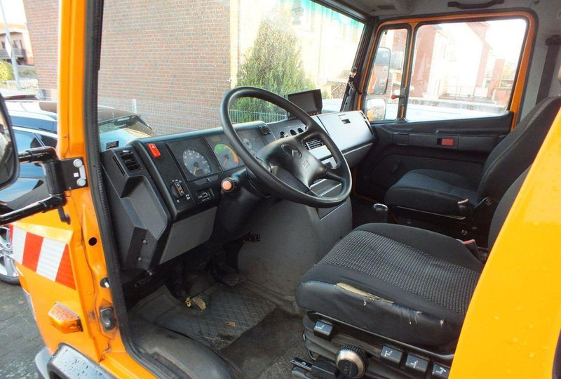 Mercedes-Benz Viaro FGDK / 816 D OM 904 LA - Dropside/ Flatbed truck, Crane truck: picture 5 Mercedes-Benz Viaro FGDK / 816 D OM 904 LA - Dropside/ Flatbed truck, Crane truck: picture 5