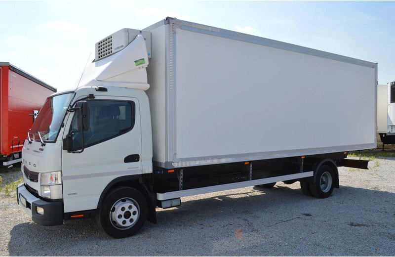 Mitsubishi CANTER FUSO 9C18 REFRIGERATOR + DOOR ISOTHERM CONTAINER - Refrigerator truck: picture 2 Mitsubishi CANTER FUSO 9C18 REFRIGERATOR + DOOR ISOTHERM CONTAINER - Refrigerator truck: picture 2