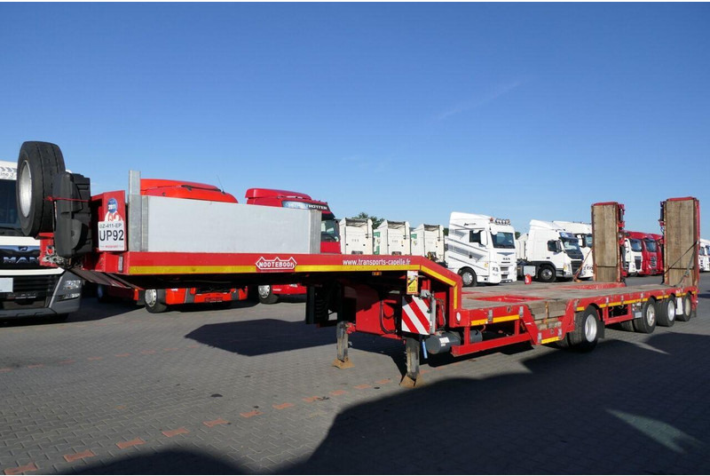 Nooteboom NISKOPODWOZIE LAWETA / 4 OSIOWA / DMC: 73500 KG / NAJAZDY HYDRAU - Low loader semi-trailer: picture 4 Nooteboom NISKOPODWOZIE LAWETA / 4 OSIOWA / DMC: 73500 KG / NAJAZDY HYDRAU - Low loader semi-trailer: picture 4