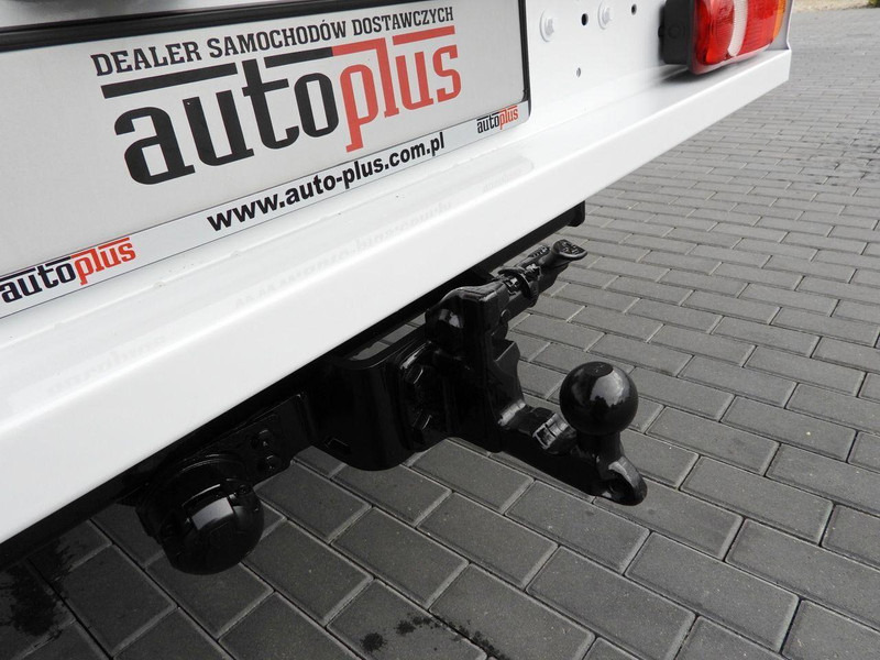 Open body delivery van Renault MASTER SKRZYNIA TEMPOMAT NAWIGACJA BLIŹNIACZE KOŁA KLIMATYZACJA: picture 19