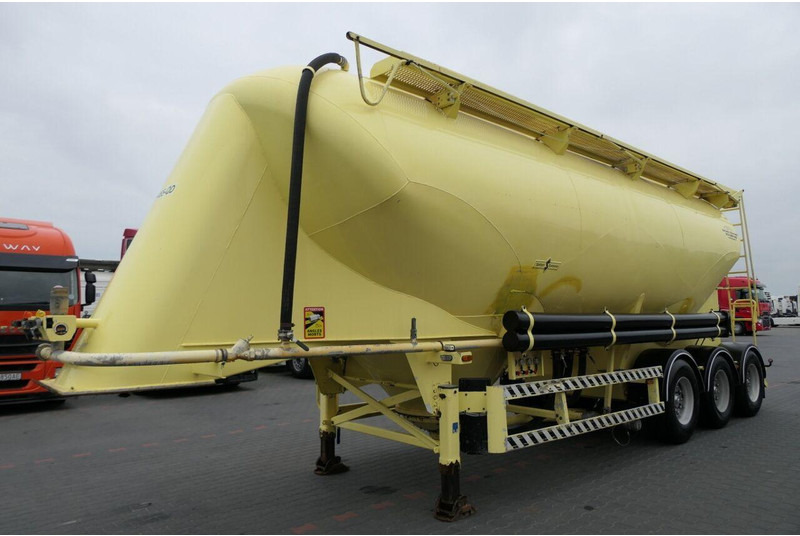 SPITZER - Silo semi-trailer: picture 3 SPITZER - Silo semi-trailer: picture 3