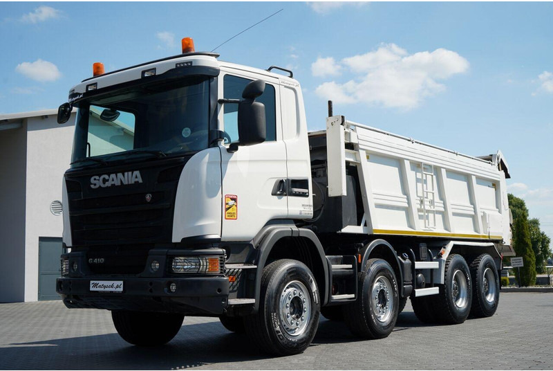 Scania G 410 / 8X4 / ZABUDOWA SAMOWYŁADOWCZA DO ASFALTU / 2X HYDROKLAPA - Asphalt paver: picture 1 Scania G 410 / 8X4 / ZABUDOWA SAMOWYŁADOWCZA DO ASFALTU / 2X HYDROKLAPA - Asphalt paver: picture 1