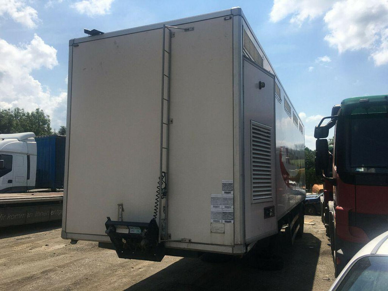 Schwarzmüller SDP - Closed box semi-trailer: picture 5 Schwarzmüller SDP - Closed box semi-trailer: picture 5
