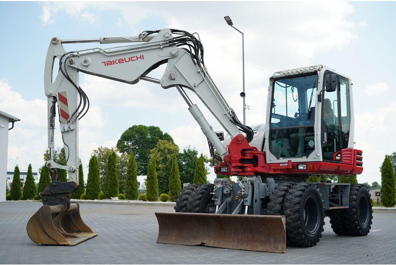 Takeuchi TB 295 W / KOPARKA KOŁOWA / 2016 ROK / PO KONTRAKCIE SERWISOWYM - Wheel excavator: picture 1 Takeuchi TB 295 W / KOPARKA KOŁOWA / 2016 ROK / PO KONTRAKCIE SERWISOWYM - Wheel excavator: picture 1