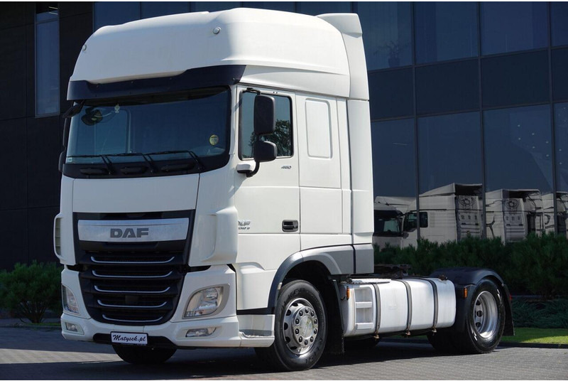 DAF XF 460 / MANUAL / STANDARD / SUPER SPACE CAB / EURO 6 - Tractor truck: picture 4 DAF XF 460 / MANUAL / STANDARD / SUPER SPACE CAB / EURO 6 - Tractor truck: picture 4