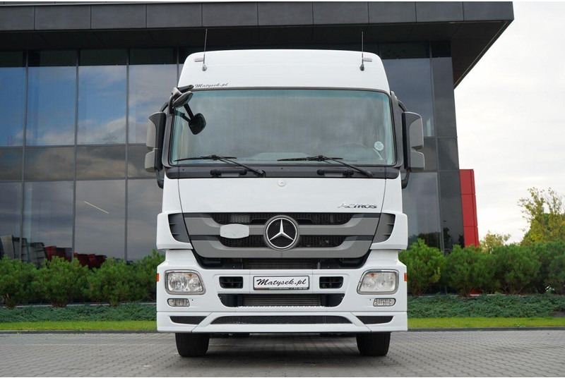 Mercedes-Benz  - Tractor truck: picture 3 Mercedes-Benz  - Tractor truck: picture 3