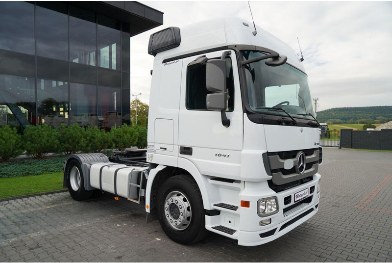 Mercedes-Benz  - Tractor truck: picture 5 Mercedes-Benz  - Tractor truck: picture 5