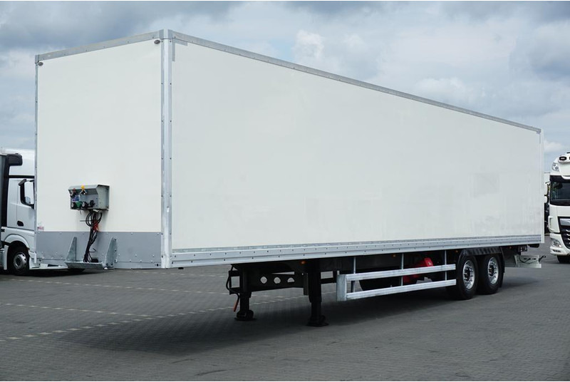 Traylona KONTENER / 2 OSIE / ROLETA - Closed box semi-trailer: picture 4 Traylona KONTENER / 2 OSIE / ROLETA - Closed box semi-trailer: picture 4
