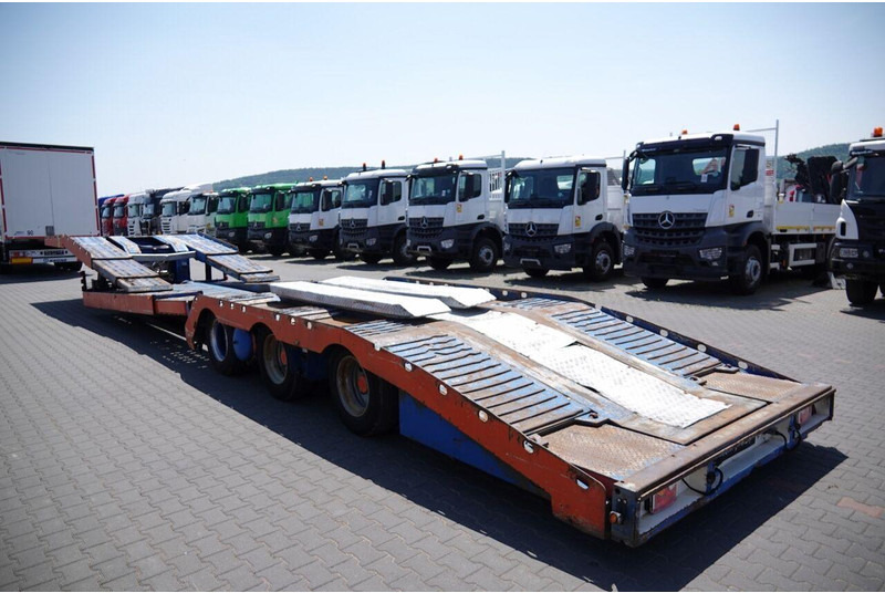 VS-MONT VSAT11 / NACZEPA LAWETA / NISKOPODWOZIOWA / 17 M / PODEST HYDRAU - Autotransporter semi-trailer: picture 4 VS-MONT VSAT11 / NACZEPA LAWETA / NISKOPODWOZIOWA / 17 M / PODEST HYDRAU - Autotransporter semi-trailer: picture 4