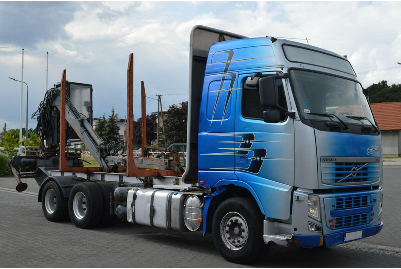 Volvo FH 13 520 FOR TRANSPORTING WOOD - Logging truck, Crane truck: picture 5 Volvo FH 13 520 FOR TRANSPORTING WOOD - Logging truck, Crane truck: picture 5