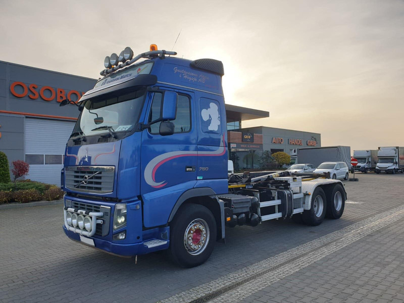Volvo FH 16 750 - Hook lift truck: picture 1 Volvo FH 16 750 - Hook lift truck: picture 1