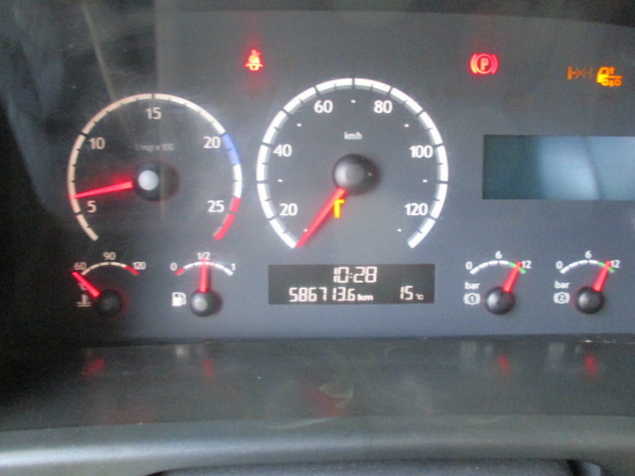 SCANIA R 420 LB4x2HNA - Cab chassis truck: picture 4 SCANIA R 420 LB4x2HNA - Cab chassis truck: picture 4