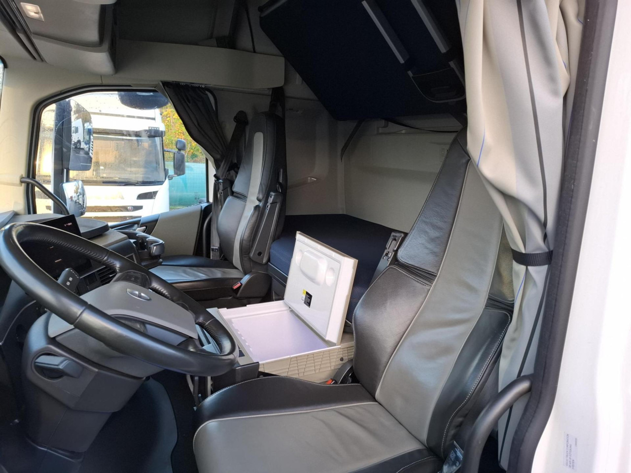 VOLVO VOLVO FH 500 - Tractor truck: picture 2 VOLVO VOLVO FH 500 - Tractor truck: picture 2