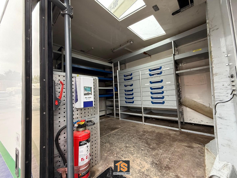 MAN TGL 12.210 EURO 5 - MANUAL - VERSALIFT VST-237-NF HEIGHT 14 M - BELGIUM TRUCK - TOP! - Truck, Crane truck: picture 3 MAN TGL 12.210 EURO 5 - MANUAL - VERSALIFT VST-237-NF HEIGHT 14 M - BELGIUM TRUCK - TOP! - Truck, Crane truck: picture 3