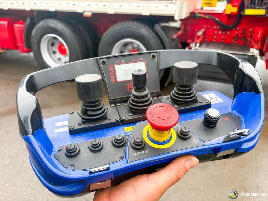 Crane truck DAF XF 440 6x2 Fassi F365 FLY JIBCranePallet Grippe: picture 10 Crane truck DAF XF 440 6x2 Fassi F365 FLY JIBCranePallet Grippe: picture 10