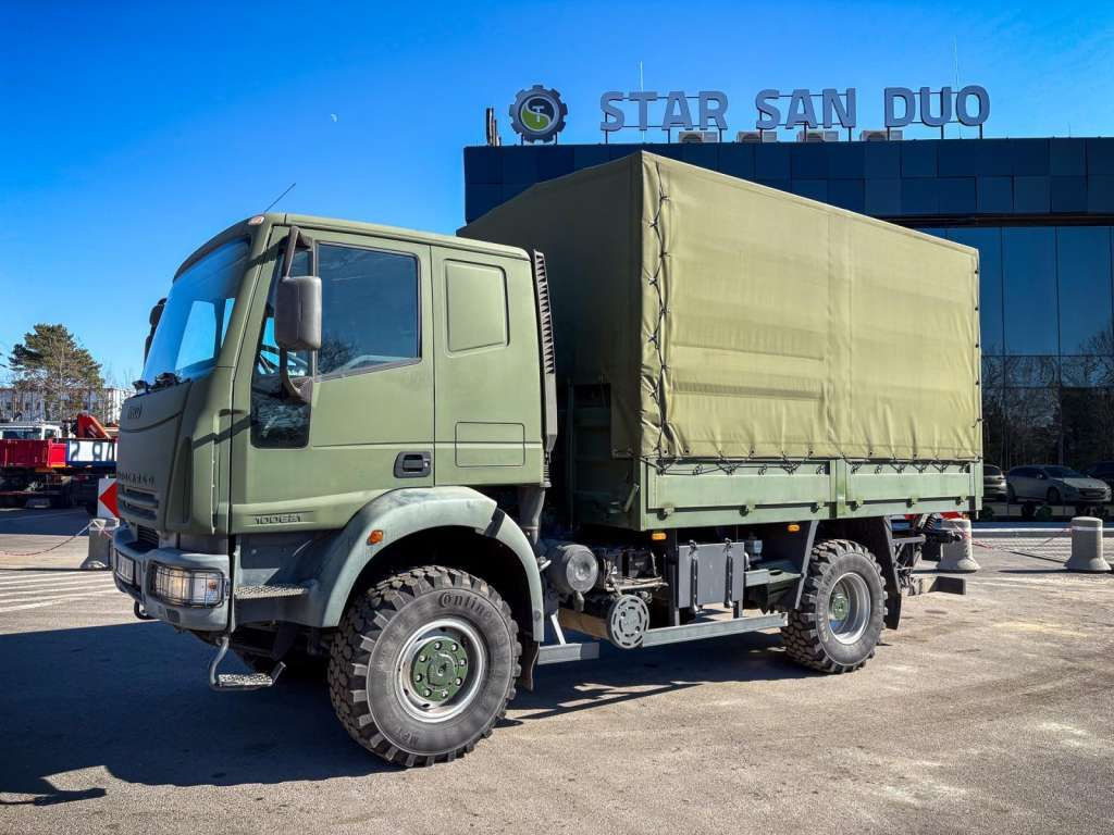 Iveco EUROCARGO 4x4 Offroad Camper Winde - Curtain side truck: picture 3 Iveco EUROCARGO 4x4 Offroad Camper Winde - Curtain side truck: picture 3