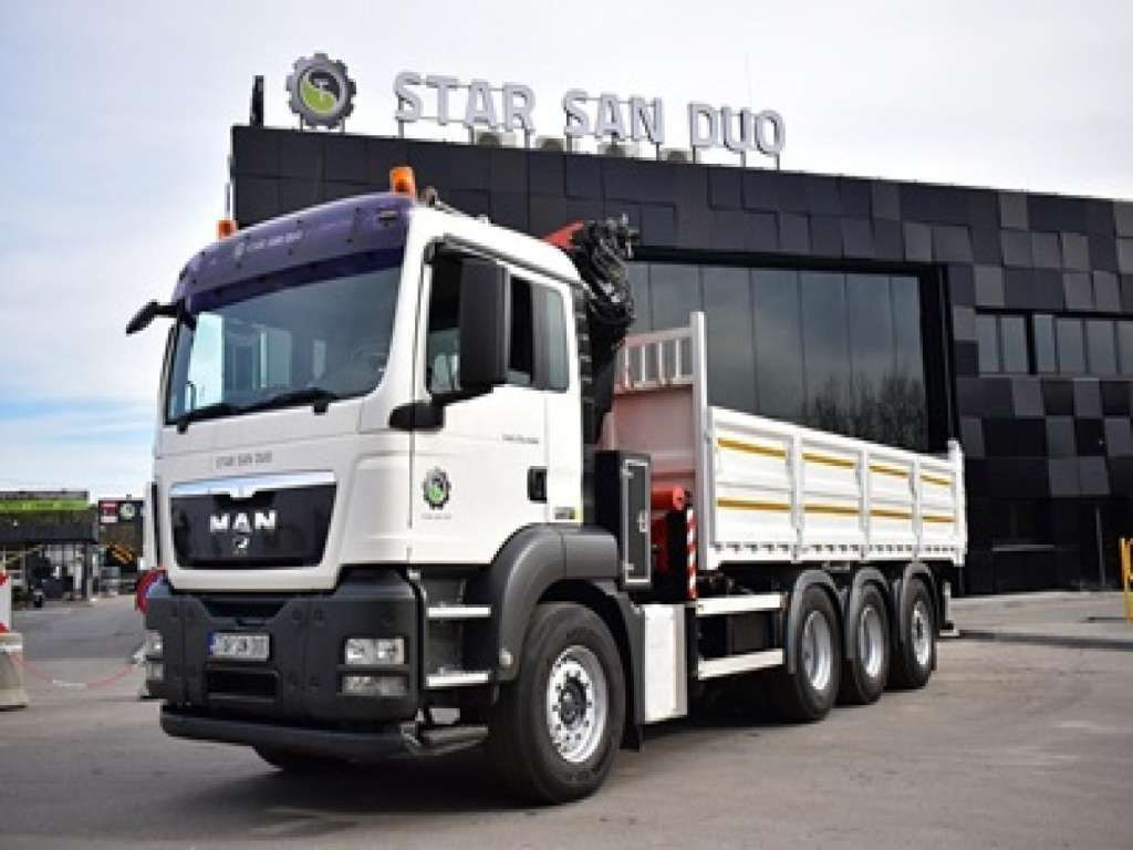 MAN TGS 35.400 8X4 PALFINGER PK 33002 CRANE KIPPER - Crane truck: picture 4 MAN TGS 35.400 8X4 PALFINGER PK 33002 CRANE KIPPER - Crane truck: picture 4
