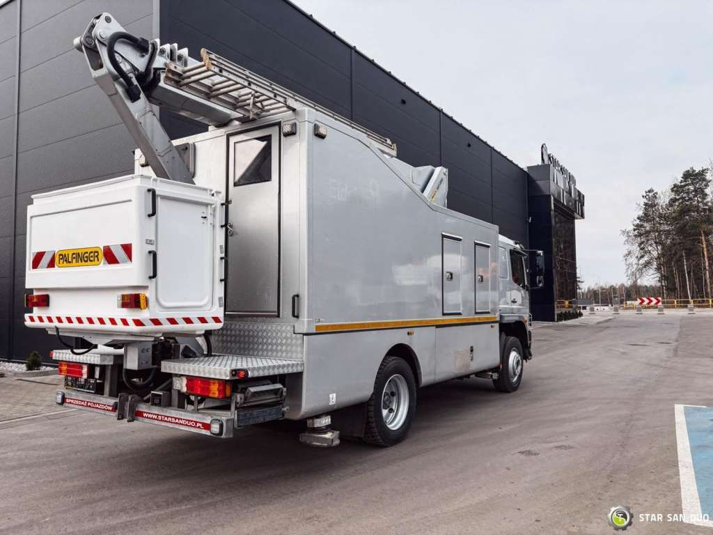 Mercedes-Benz 1529 4x4 Atego Lift Palfinger Wumag WT 230 - Truck with aerial platform: picture 2 Mercedes-Benz 1529 4x4 Atego Lift Palfinger Wumag WT 230 - Truck with aerial platform: picture 2