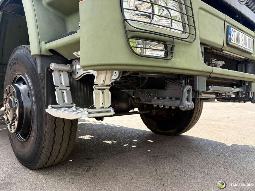 Cab chassis truck Mercedes-Benz  ACTROS 3344 6x6 System Twist Lock: picture 28