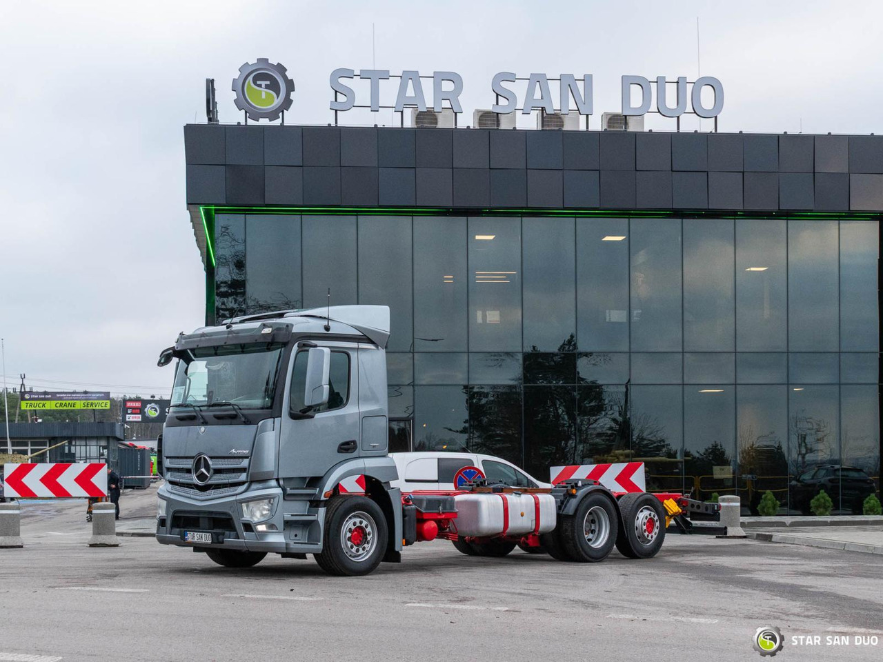 - Cab chassis truck: picture 4 - Cab chassis truck: picture 4