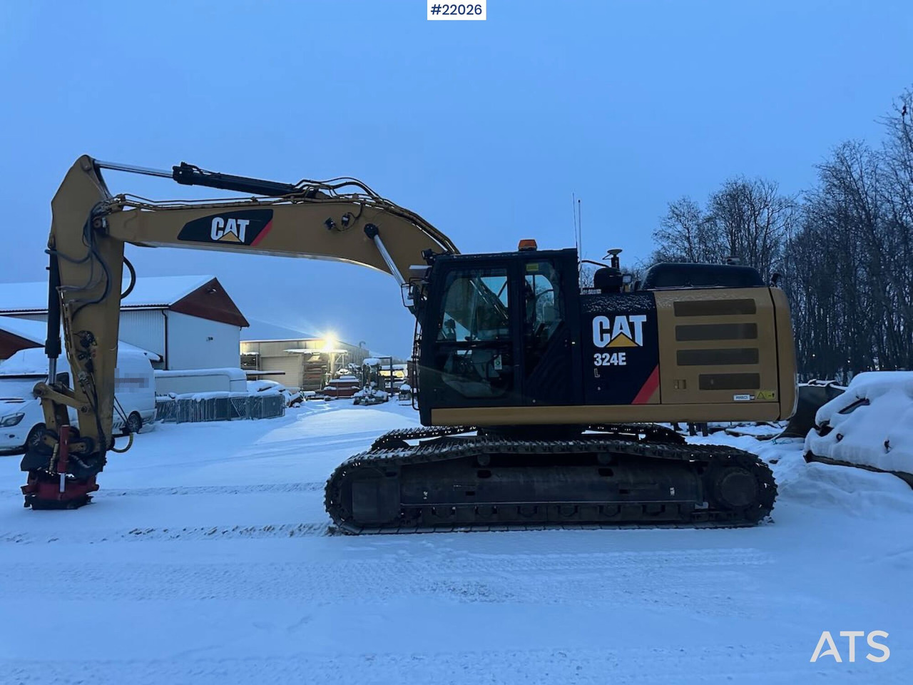 CAT 324E - Crawler excavator: picture 4 CAT 324E - Crawler excavator: picture 4