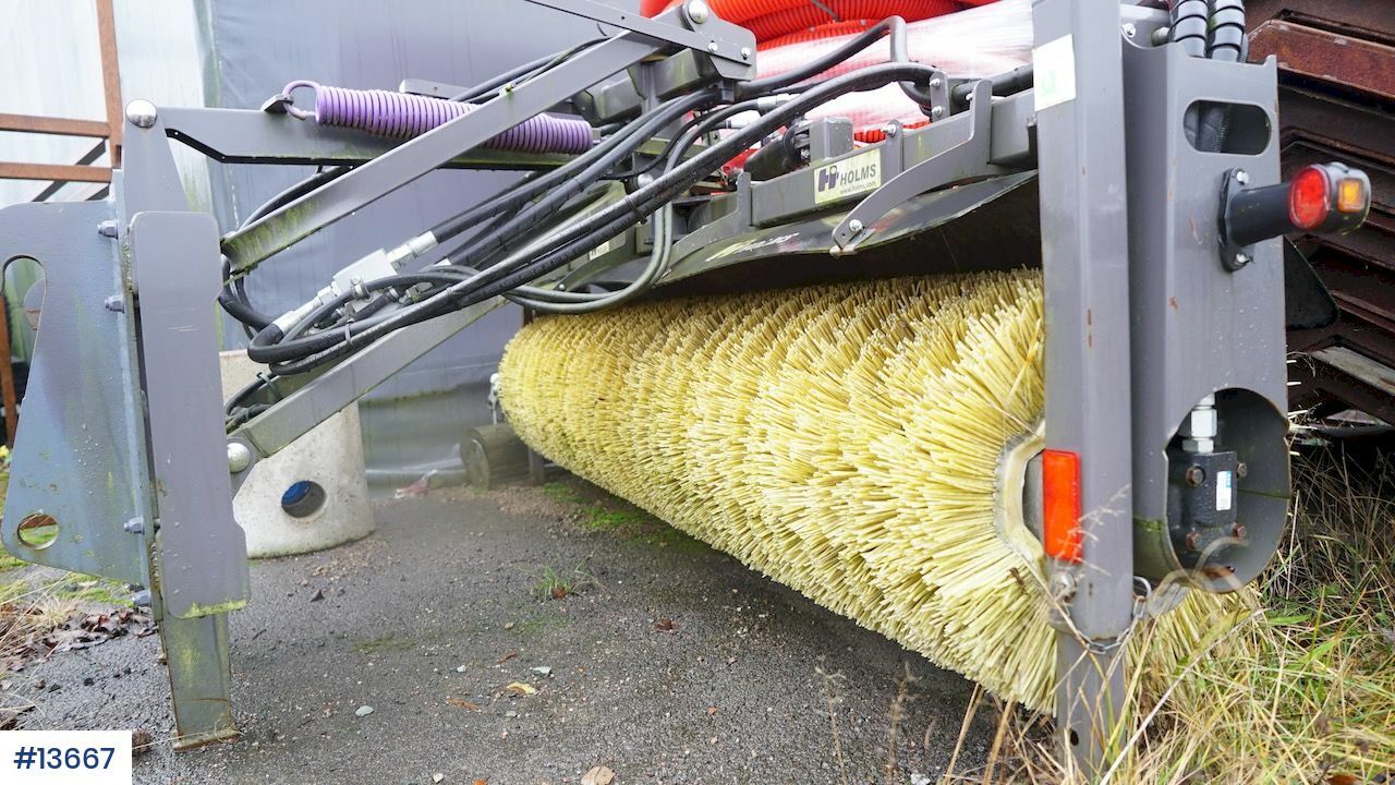 Holms SL 2.5 - Broom for Construction machinery: picture 5 Holms SL 2.5 - Broom for Construction machinery: picture 5