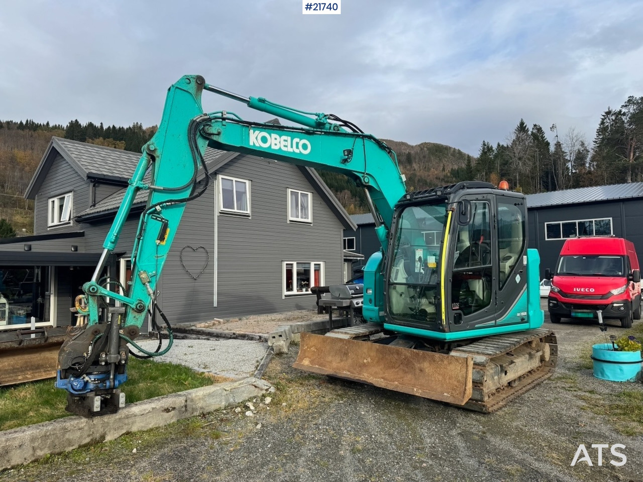 Kobelco 2018 Kobelco SK75SR-3E m/ Rototilt, 2 skuffer og Klype. 1850 timer! - Crawler excavator: picture 1 Kobelco 2018 Kobelco SK75SR-3E m/ Rototilt, 2 skuffer og Klype. 1850 timer! - Crawler excavator: picture 1