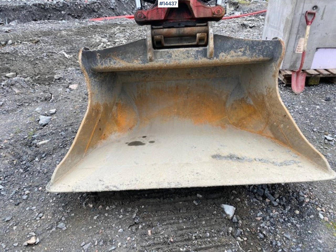 Excavator Komatsu PC228USLC-10: picture 20